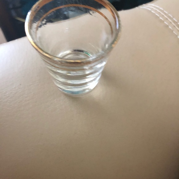 10 px crystal  set w/ case - Picture 3 of 4